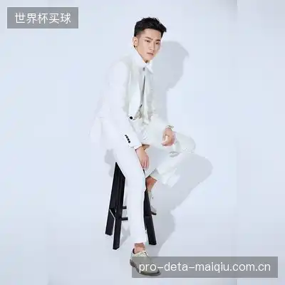 仲孙雨